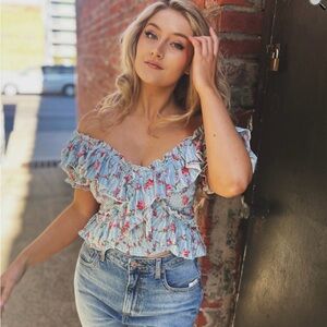 Free people . ‘Favorite girl top”